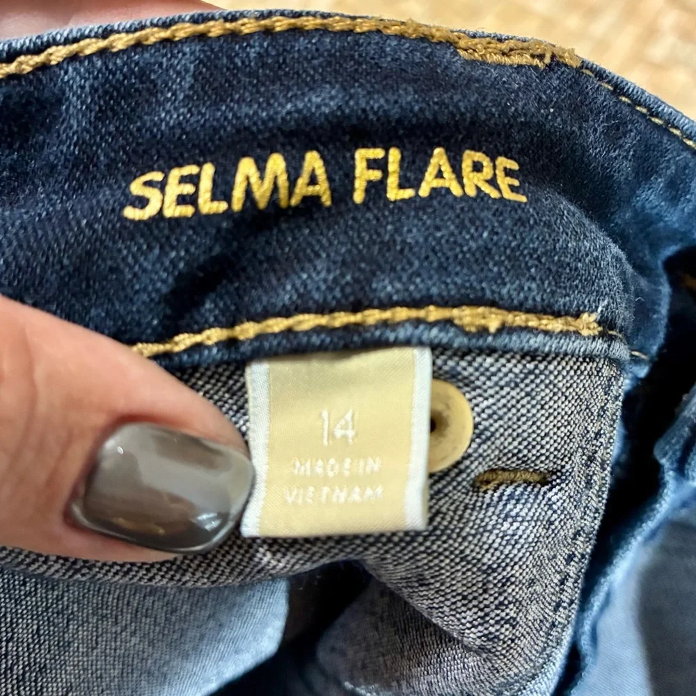 Michael Kors Selma Flare Jeans - Picture 4 of 5